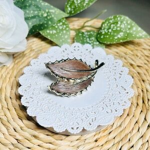 Sarah Coventry Wooded Beauty 1968 Leaf Pin Brooch